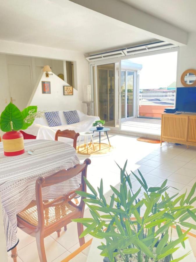 Appartement Bord De Mer Sainte-Anne  Ngoại thất bức ảnh